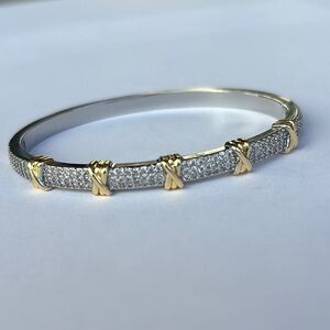 Elegant Gold and Silver Women's Bracelet
